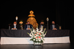 Ignacio Mrquez presenta Historia y Leyendas de mi cofrada